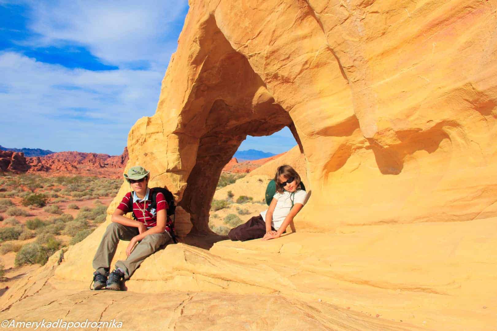 valley of fire, white domes trail